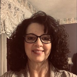 Meet your Posher, Janet